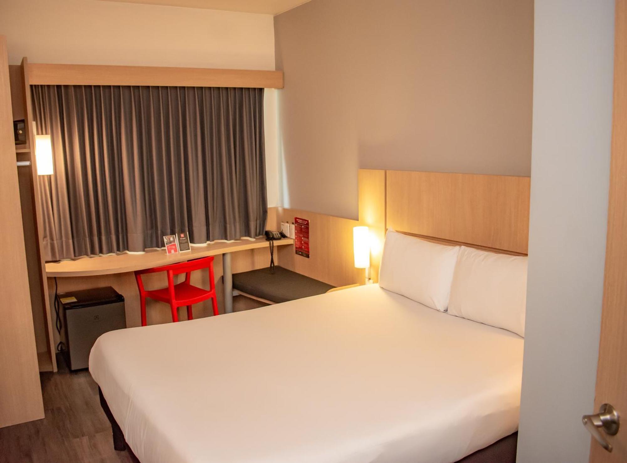 Ibis Cartagena Marbella Hotel Bagian luar foto
