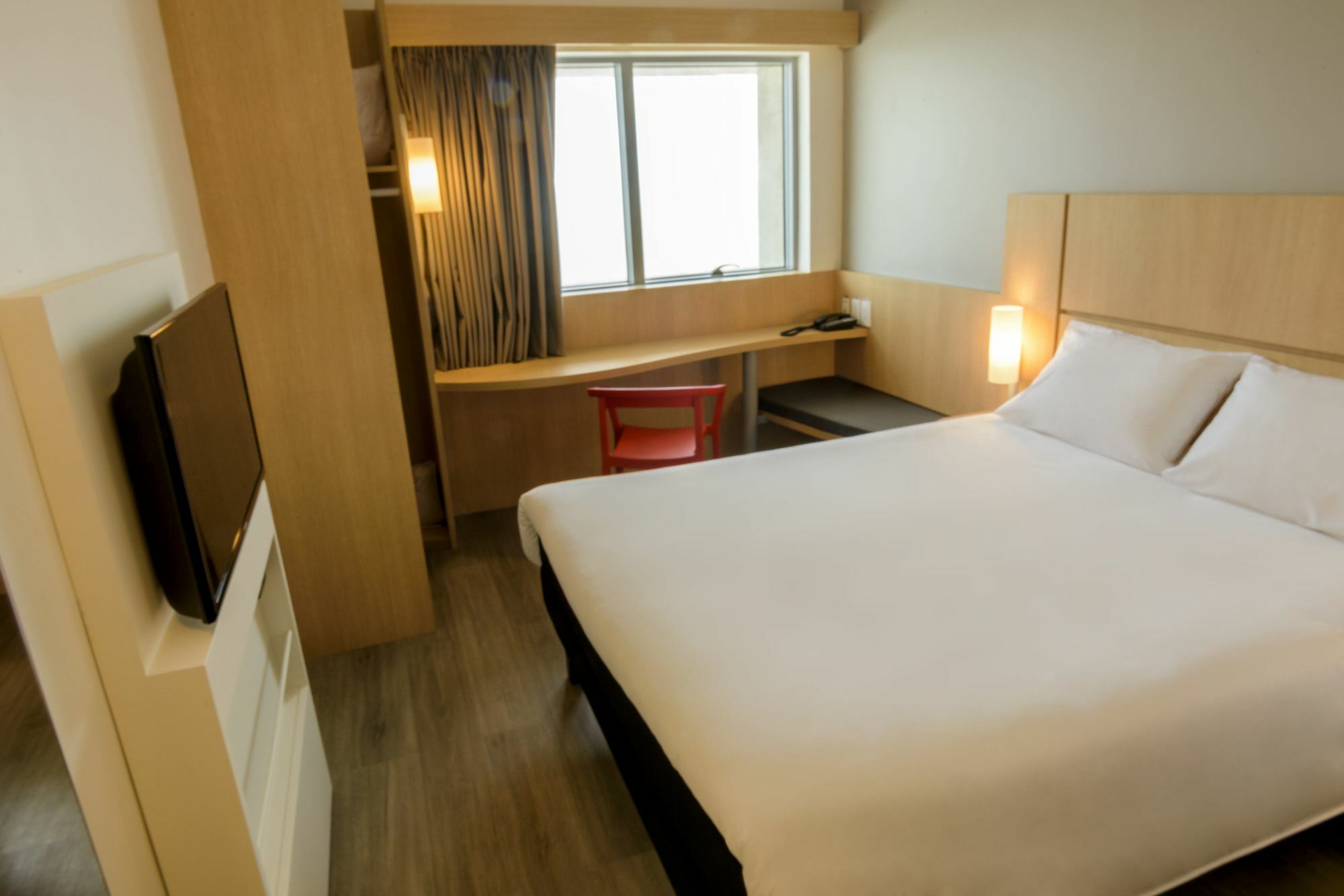 Ibis Cartagena Marbella Hotel Bagian luar foto